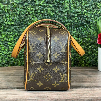 Louis Vuitton Monogram Canvas Cite MM Shoulder Bag