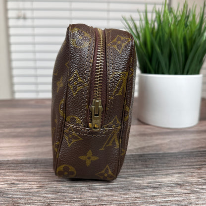 Louis Vuitton Trousse 23 Cosmetic Pouch