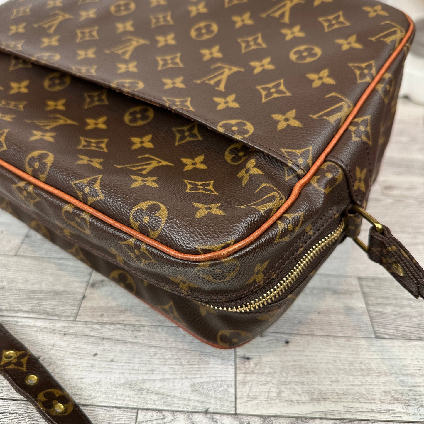 Louis Vuitton Monogram Sac Migrator Messenger Bag
