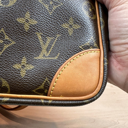 Louis Vuitton Monogram Trocadero 27 Crossbody Bag