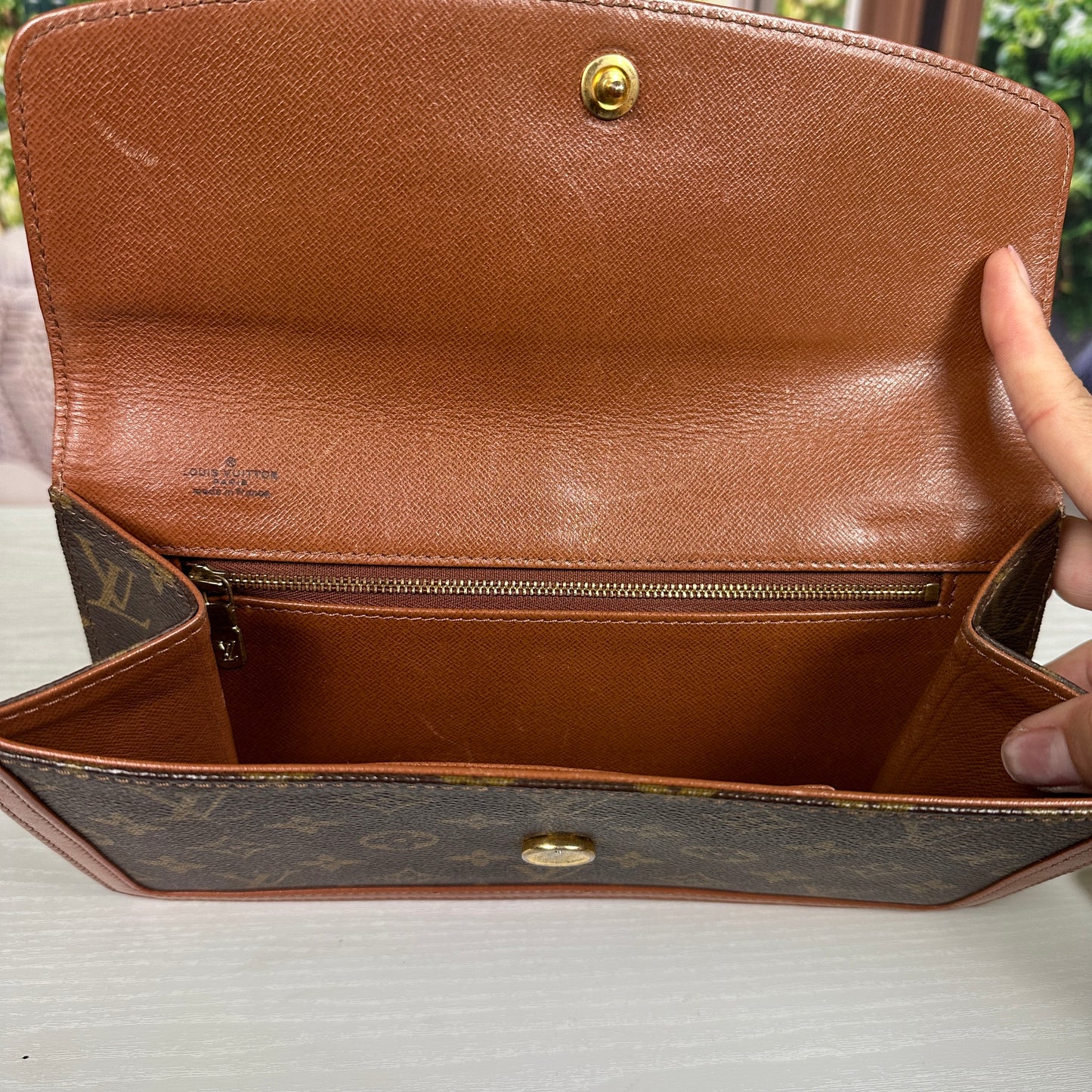 Louis Vuitton Vintage Dame Clutch