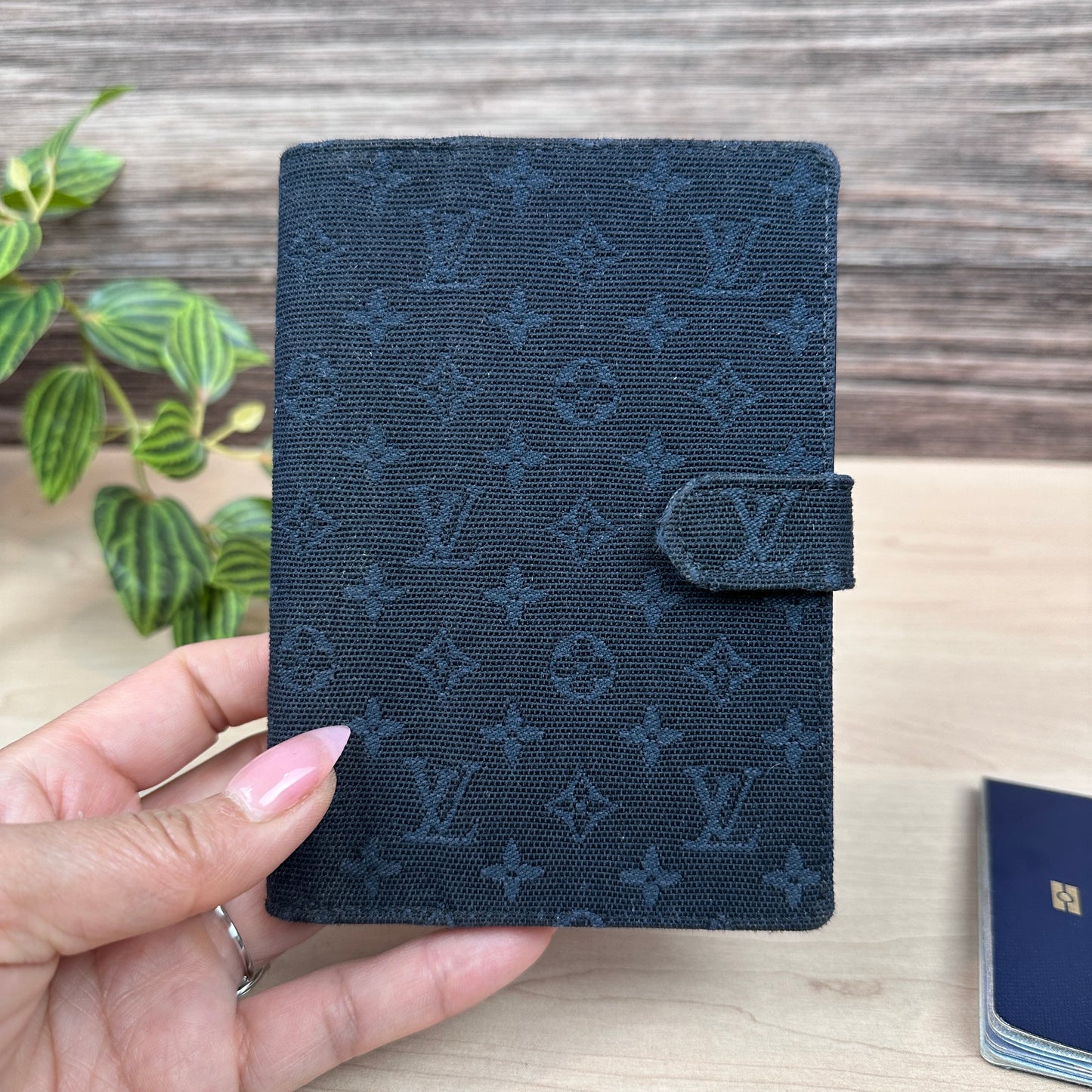 Louis Vuitton Mini Lin Agenda PM Navy Blue