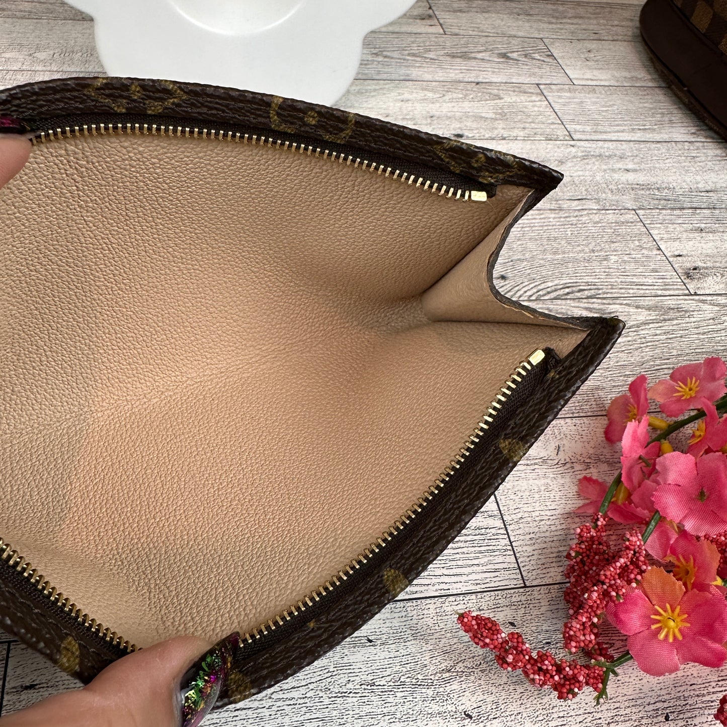 Louis Vuitton Monogram Bucket GM Pouch