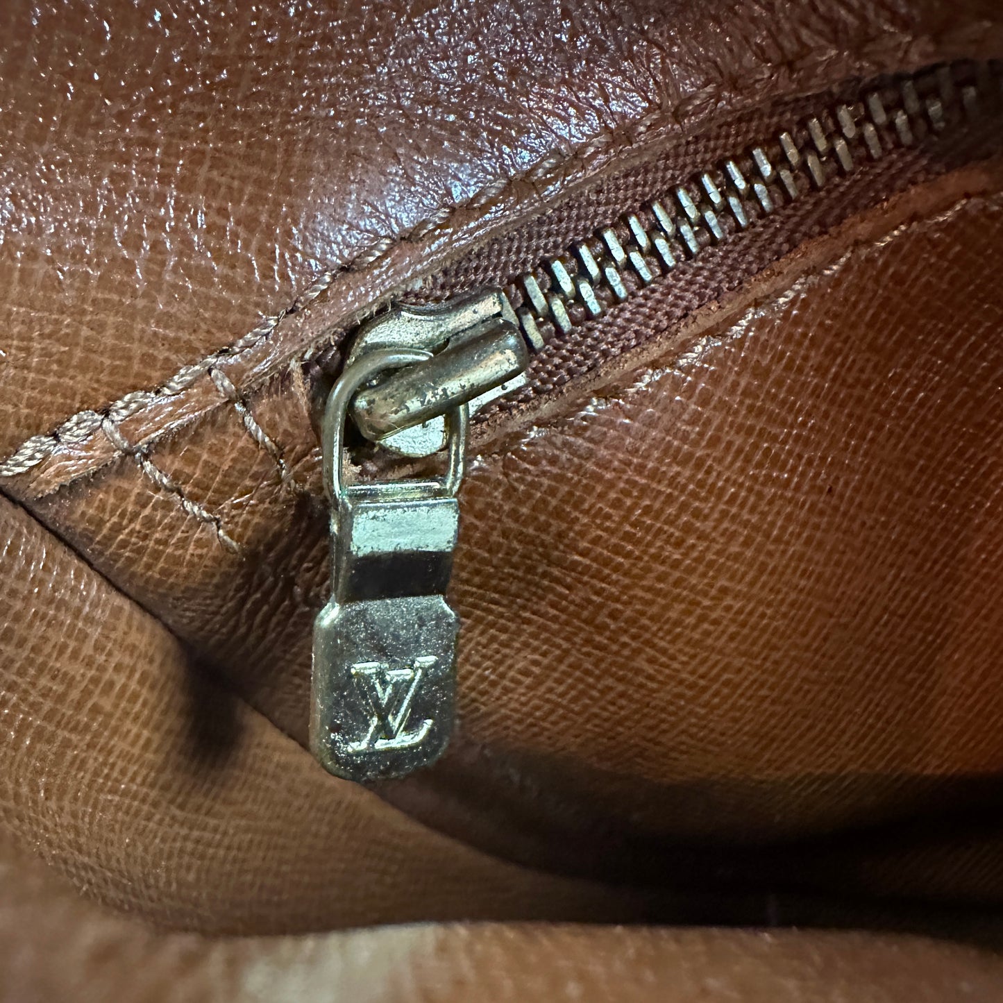 Louis Vuitton Vintage Chantilly PM Crossbody