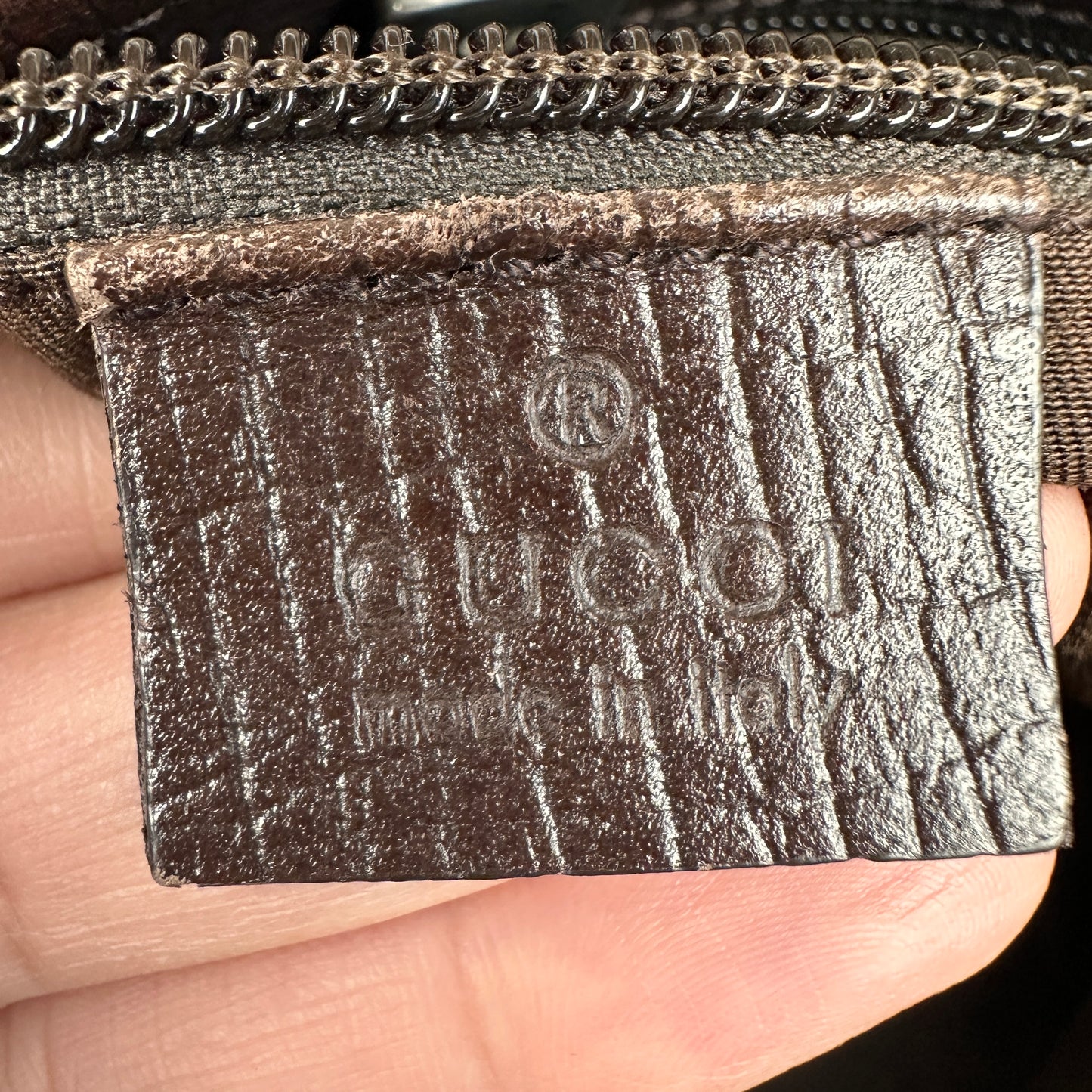 Gucci GG Supreme Joy Tote Medium