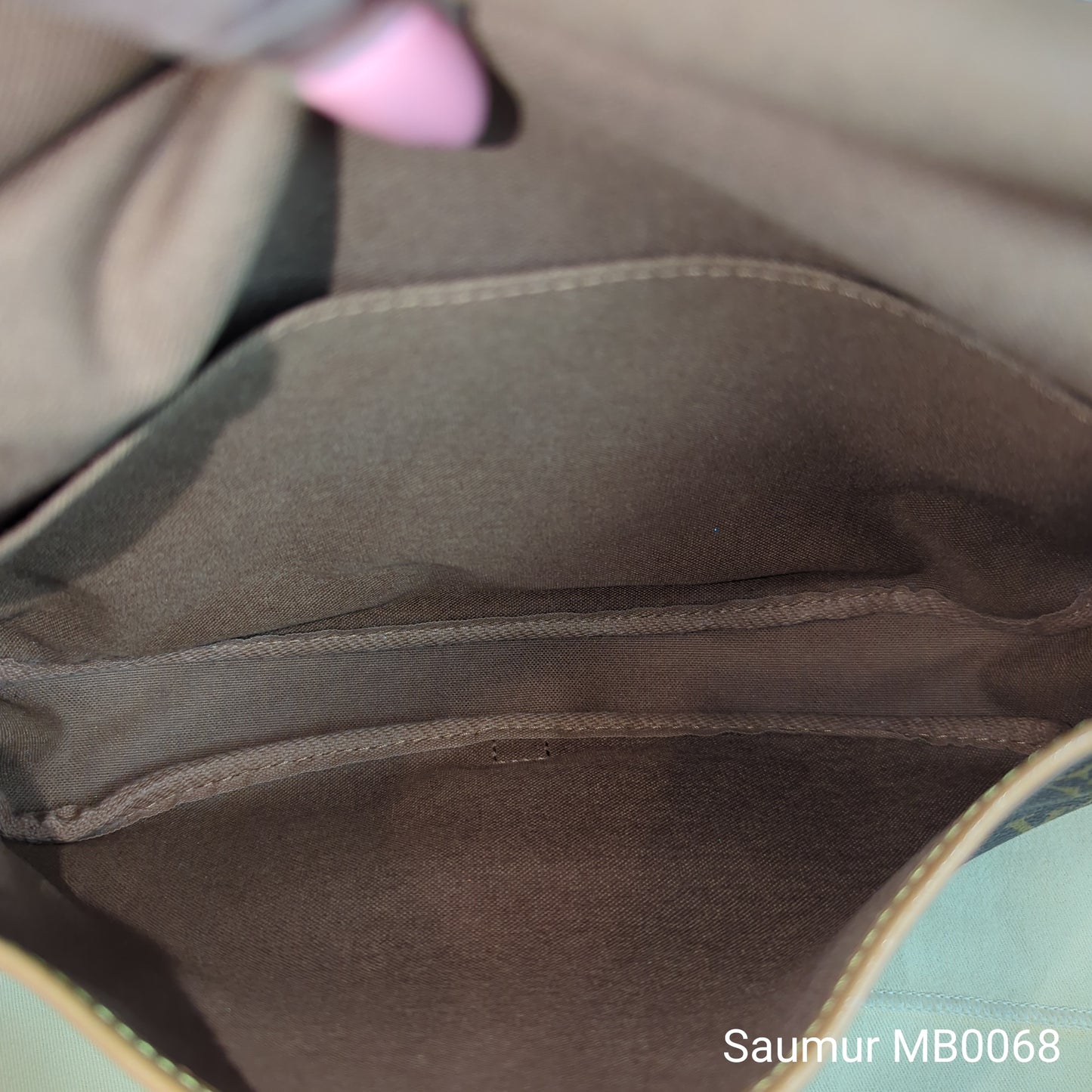 Louis Vuitton Monogram Saumur 30 Messenger Bag