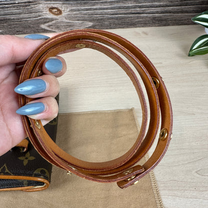 Louis Vuitton Florentine Pochette Belt Bag