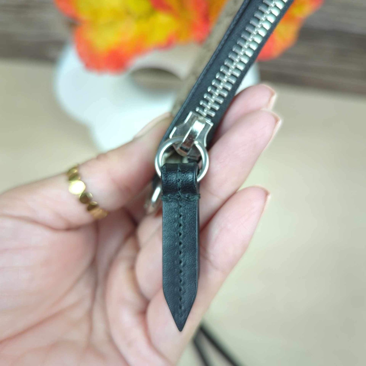 Gucci GG Supreme Bee Print Wrist Pouch
