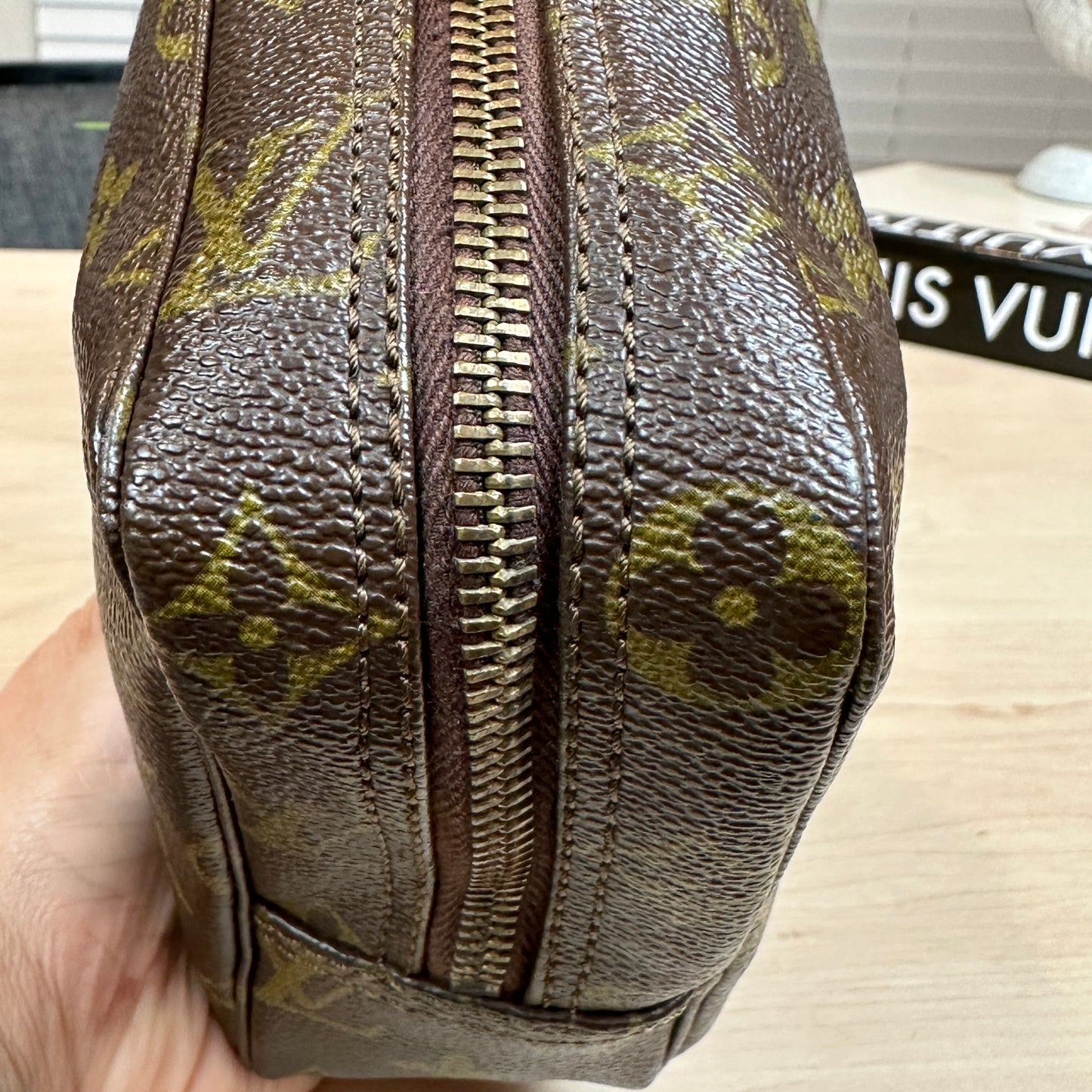 Louis Vuitton Vintage Trousse 23