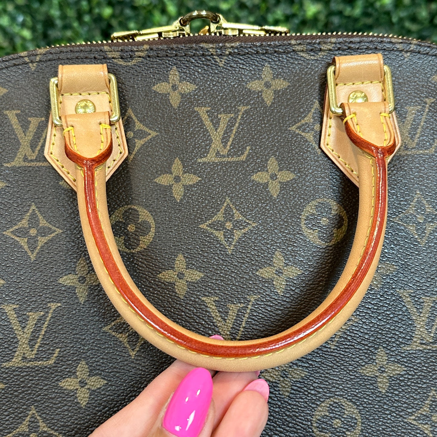 Louis Vuitton Alma MM Monogram