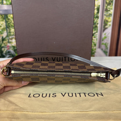 Louis Vuitton Damier Ebene Navona Pochette Accessories