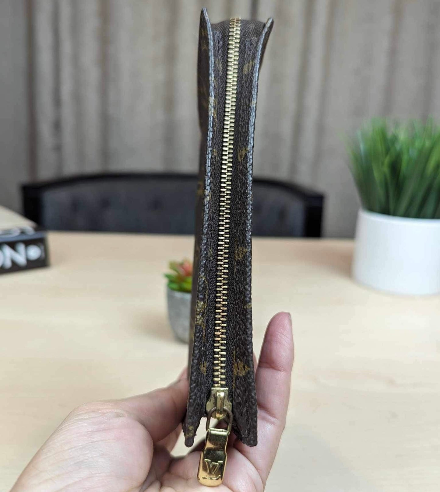 Louis Vuitton Monogram Bucket Pochette