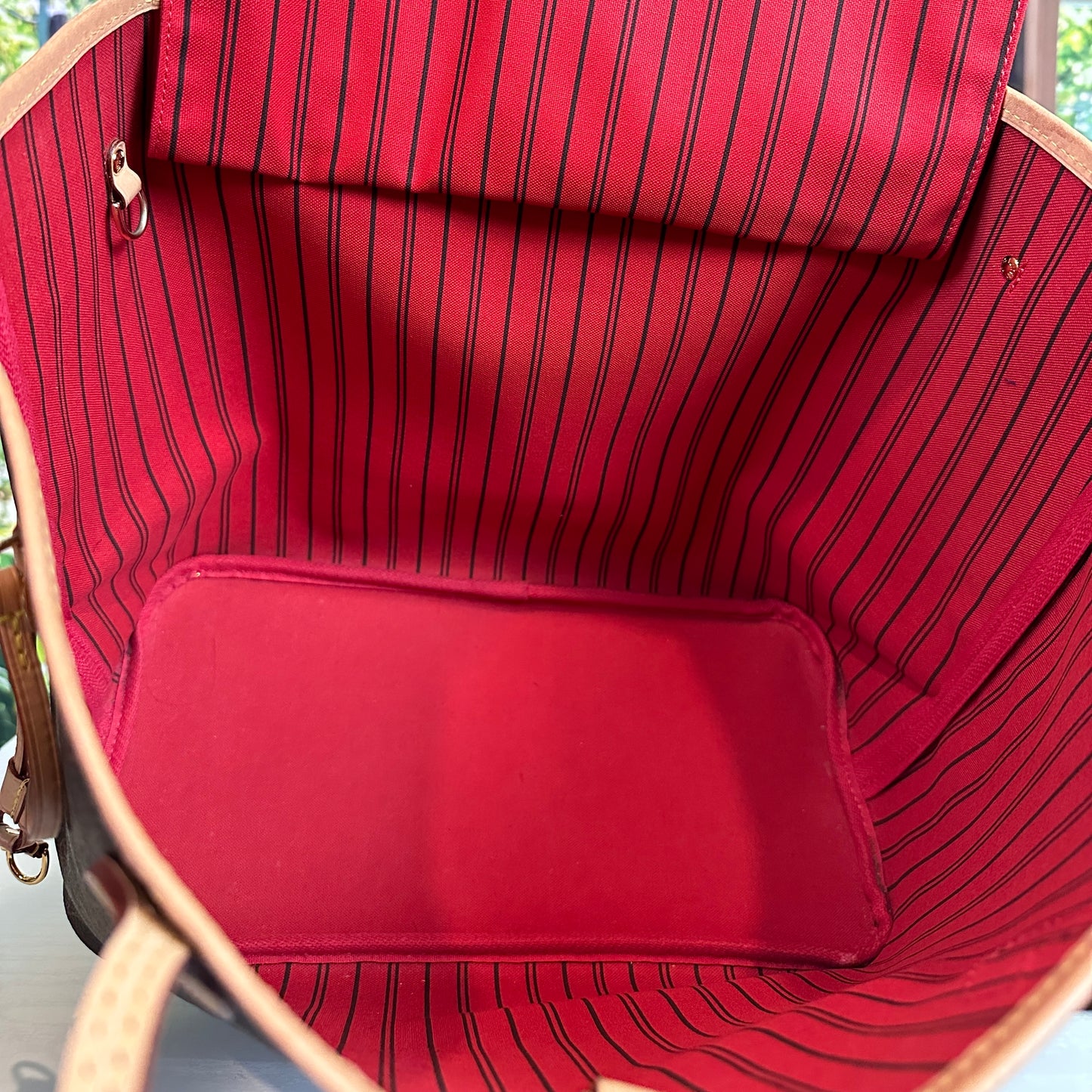 Louis Vuitton Monogram Neverfull MM Cerise