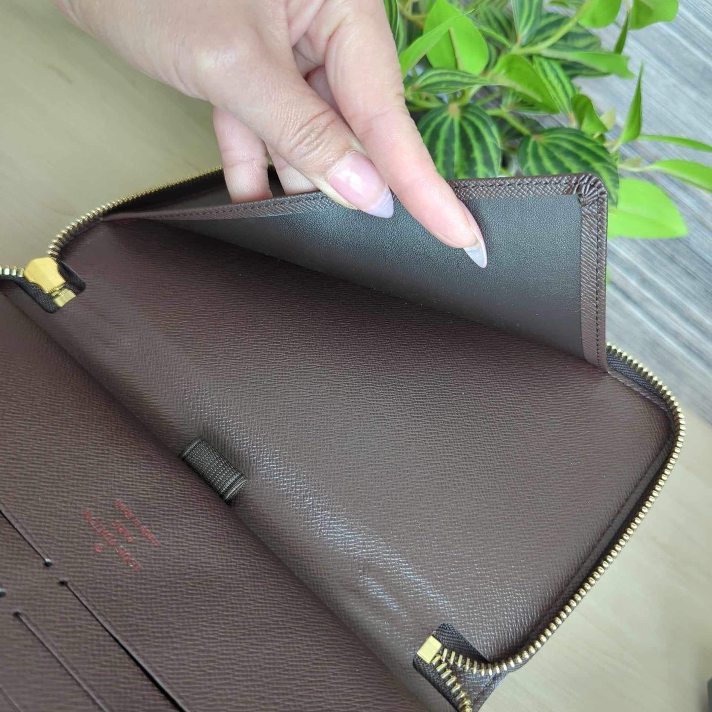 Louis Vuitton XL Zippy Organizer Damier Ebene