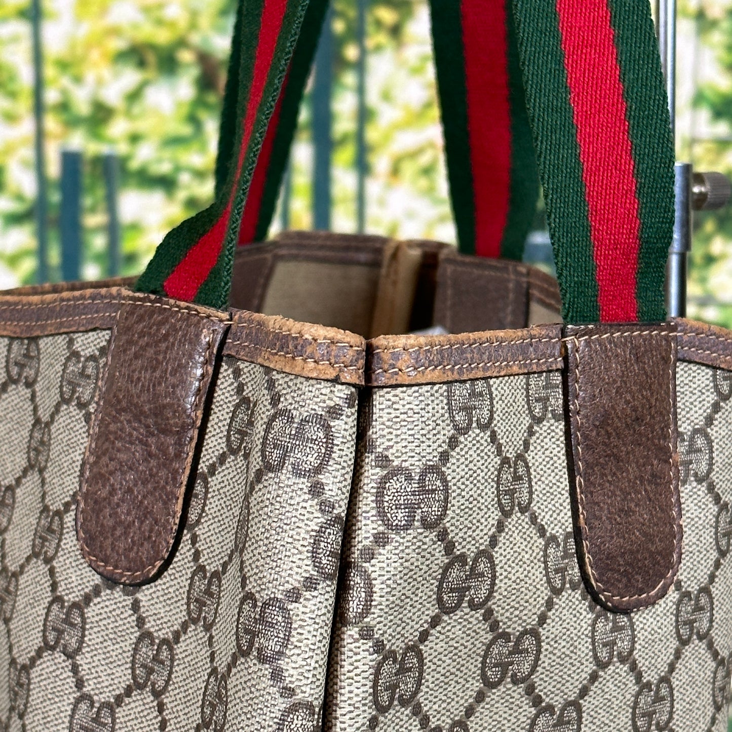 Gucci Vintage GG Supreme Tote