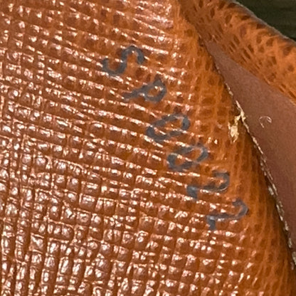 Louis Vuitton Monogram Porte Papiers Zippe Wallet