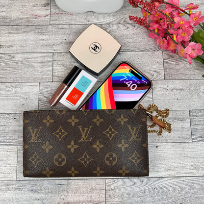 Louis Vuitton Monogram Bucket GM Pouch