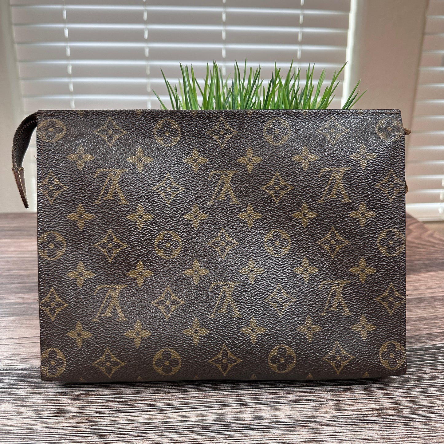 Louis Vuitton Vintage Toiletry 26 with Crossbody Kit