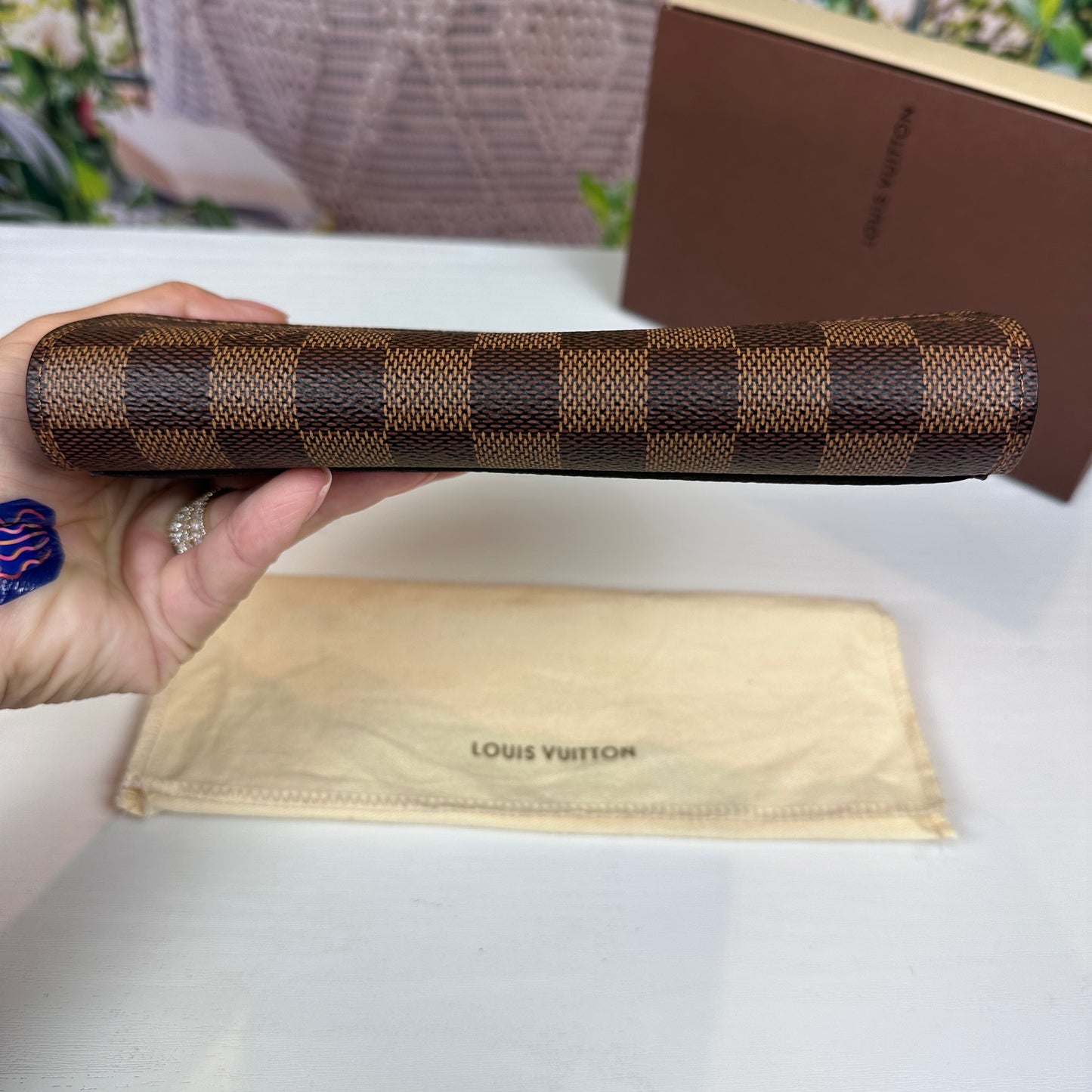 Louis Vuitton Damier Sarah Wallet New Model