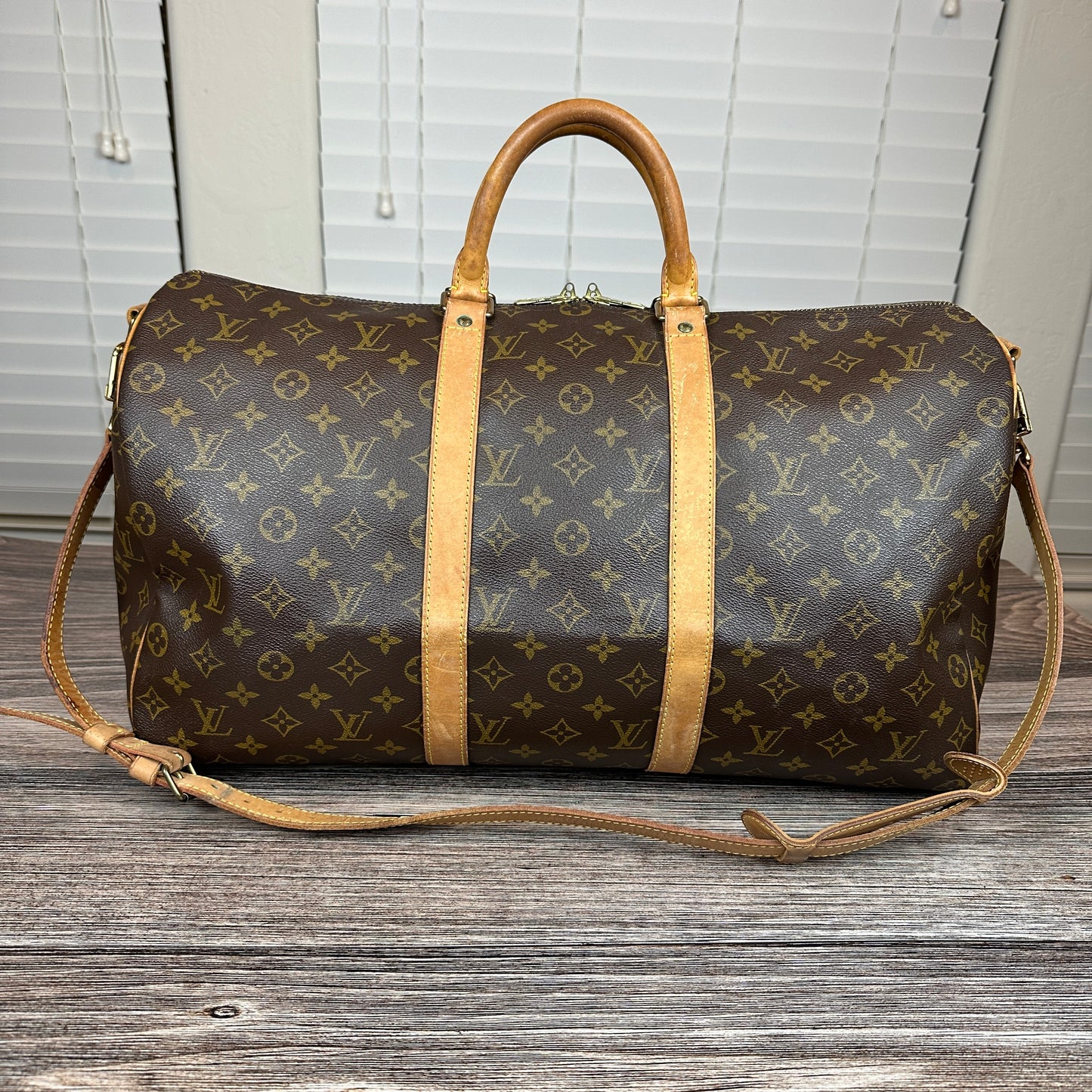 Louis Vuitton Keepall 50 Bandouliere