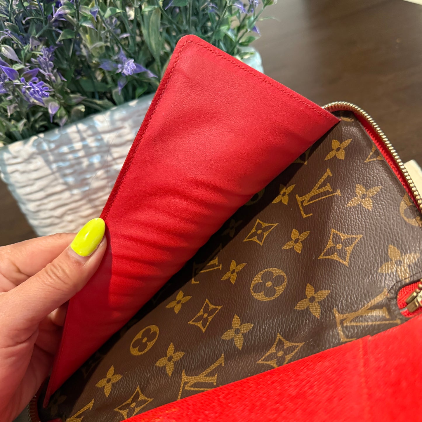 Daily Organizer Clutch Wallet in Cherry Red