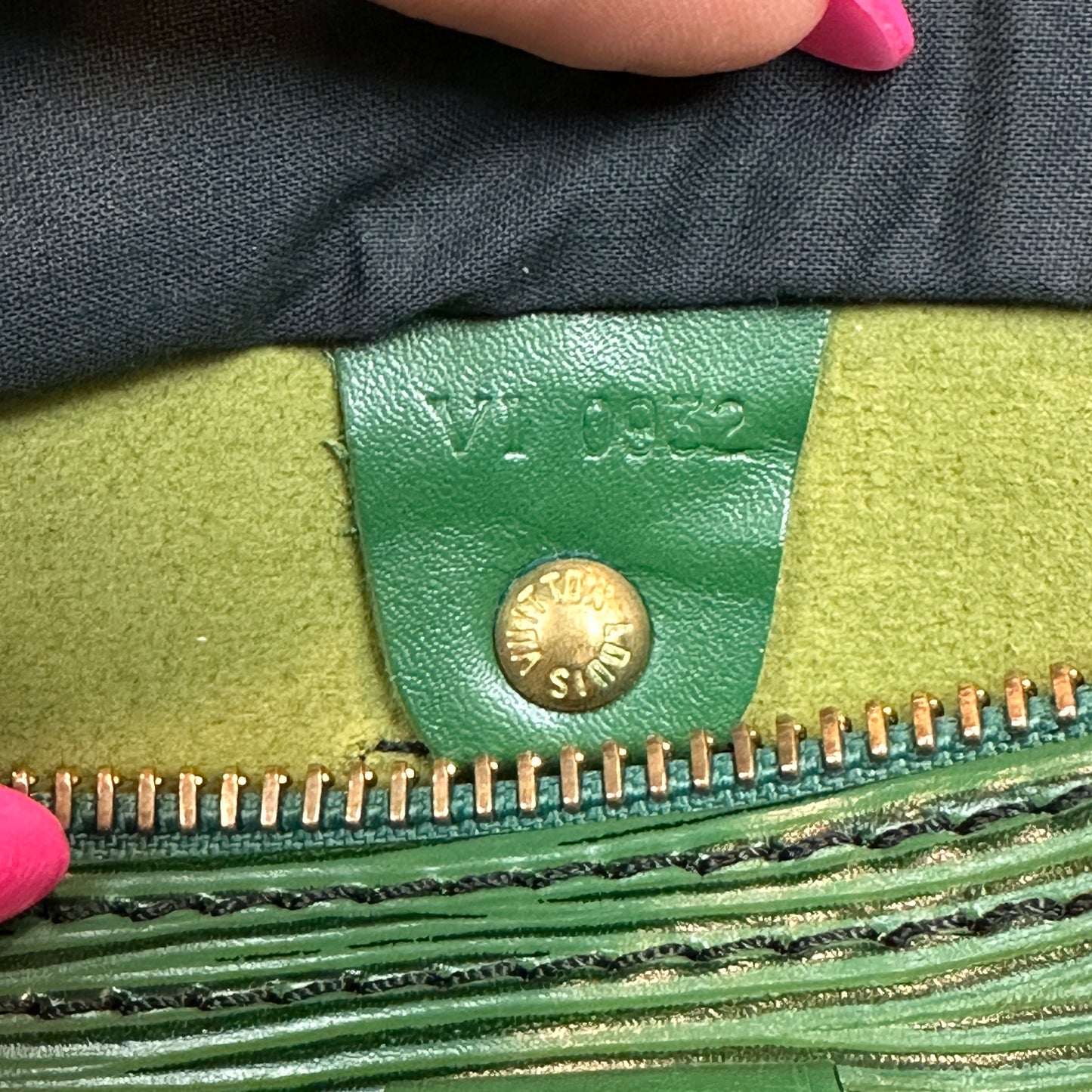 Louis Vuitton Speedy 25 Borneo Green Epi Leather