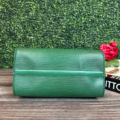 Louis Vuitton Speedy 25 Borneo Green Epi Leather