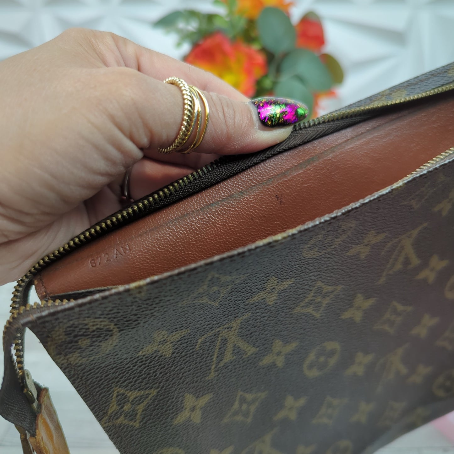 Louis Vuitton Toiletry 26