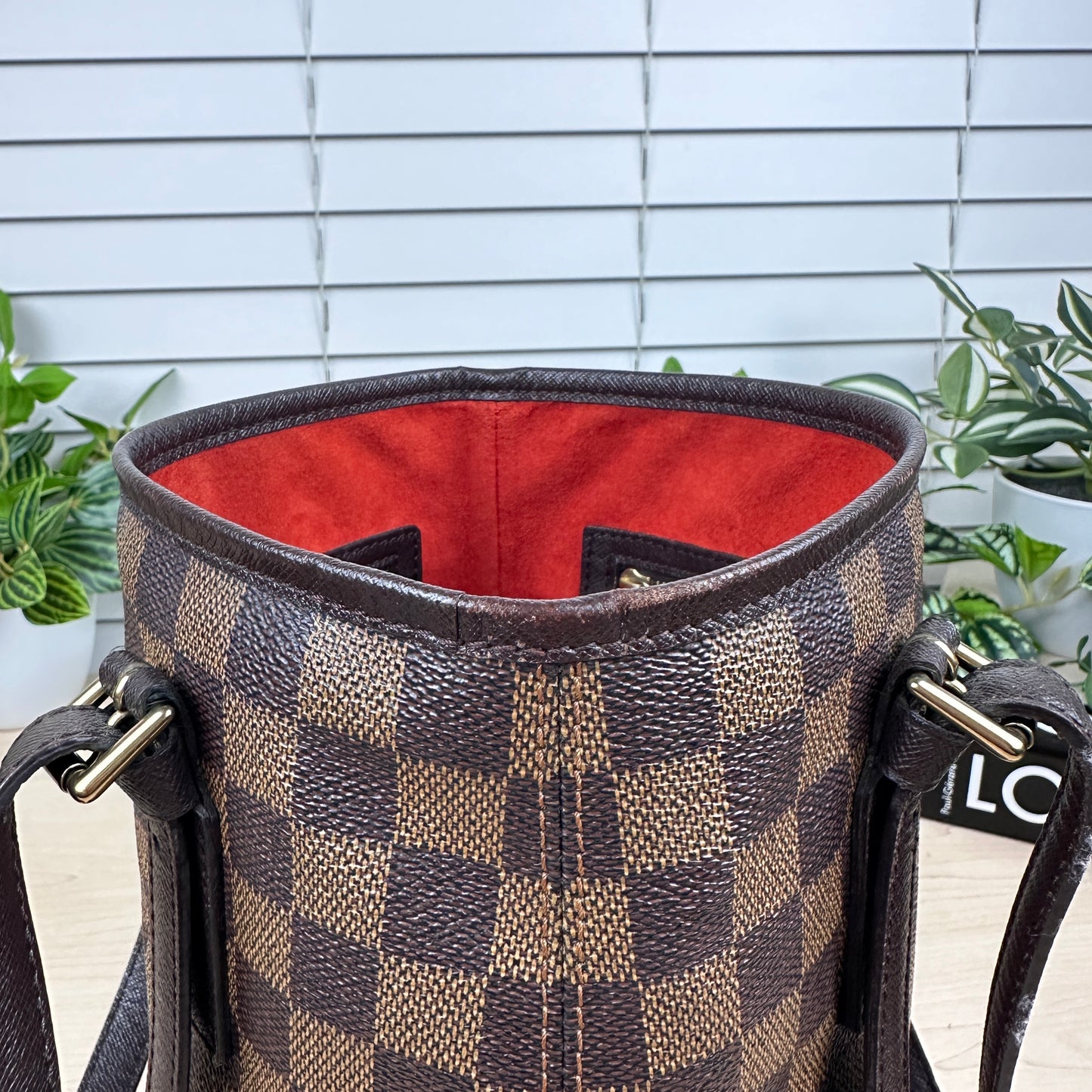 Louis Vuitton Marais Bucket Bag Damier Ebene