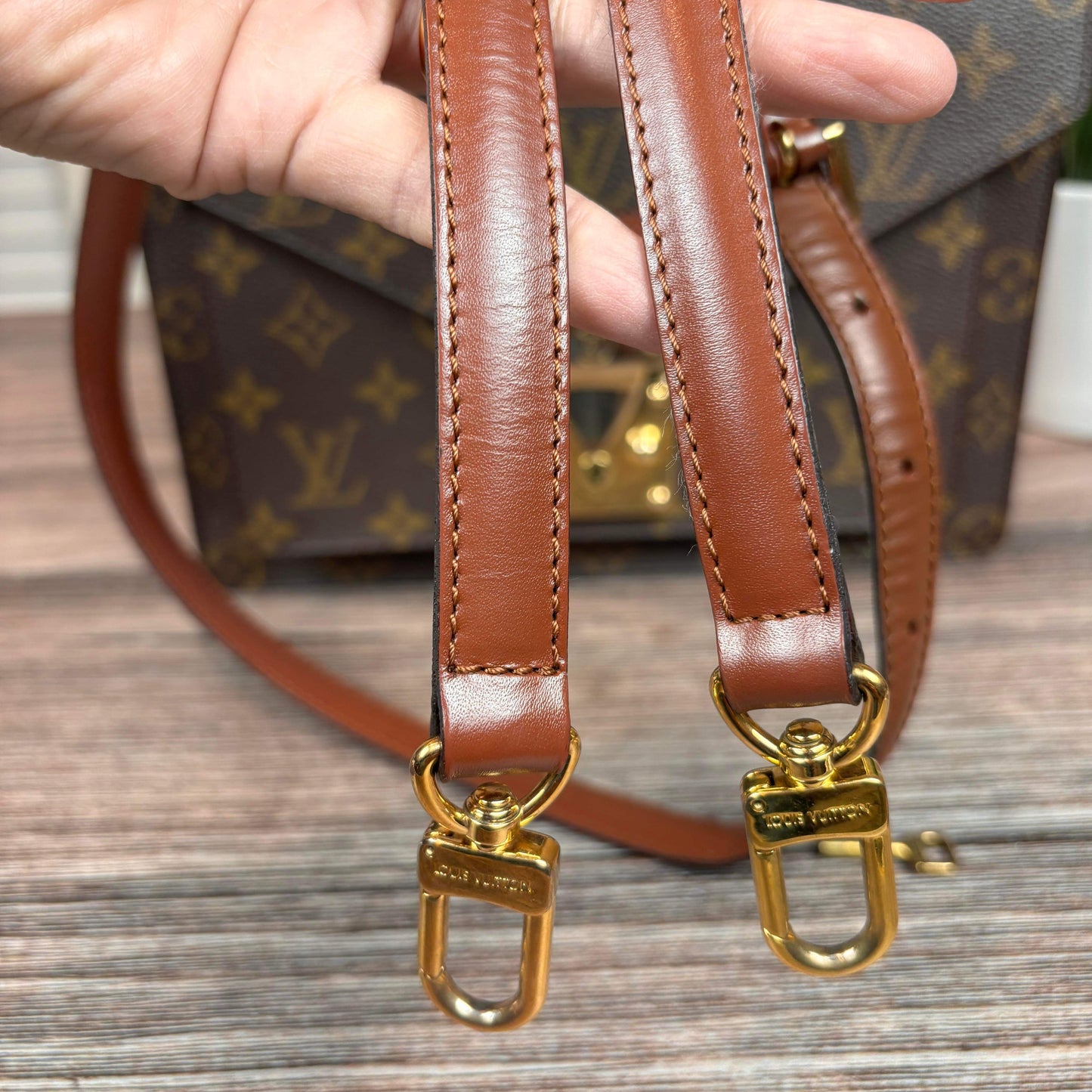 Louis Vuitton Monceau 26 Briefcase Bag