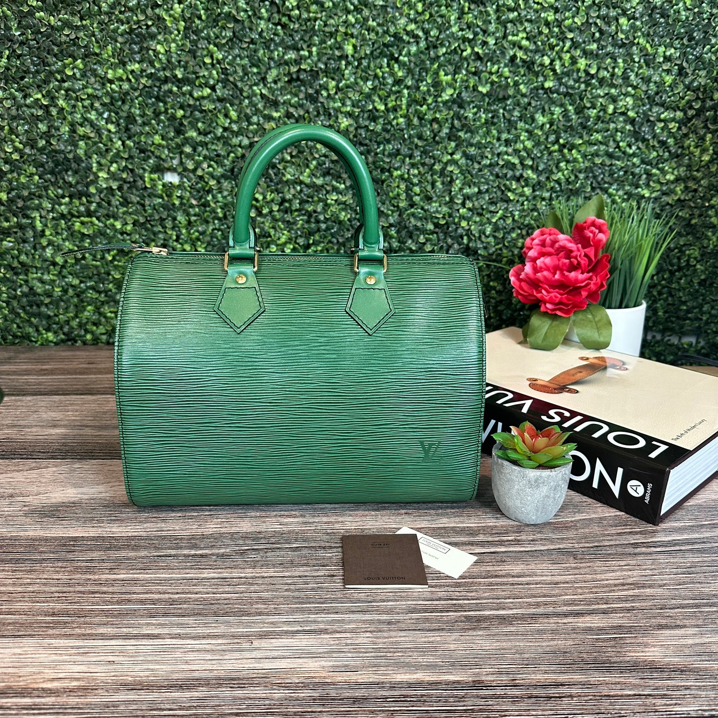 Louis Vuitton Speedy 25 Borneo Green Epi Leather