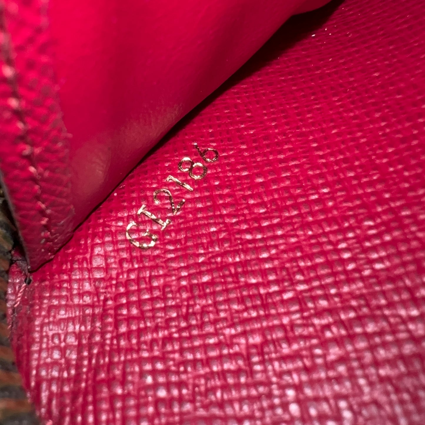 Louis Vuitton Monogram Zippy Wallet Fuchsia