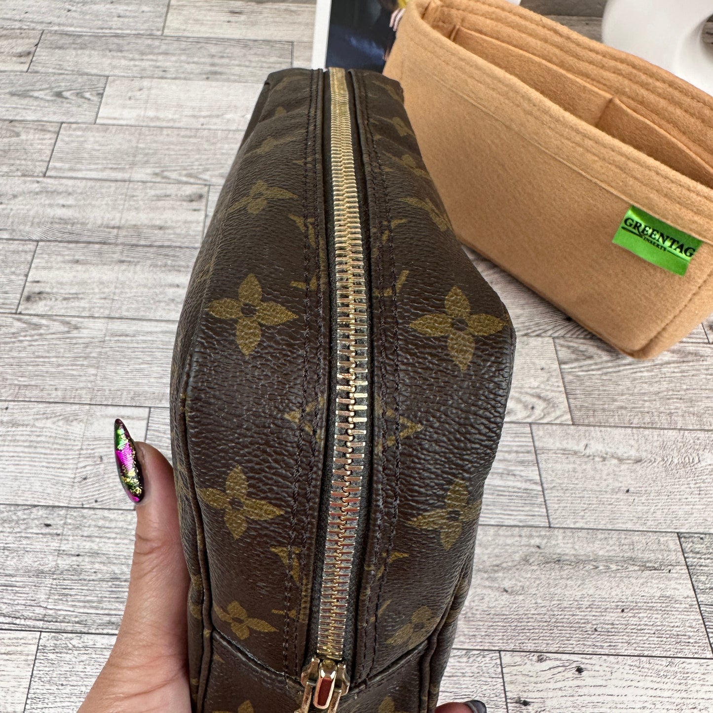 Louis Vuitton Trousse 23