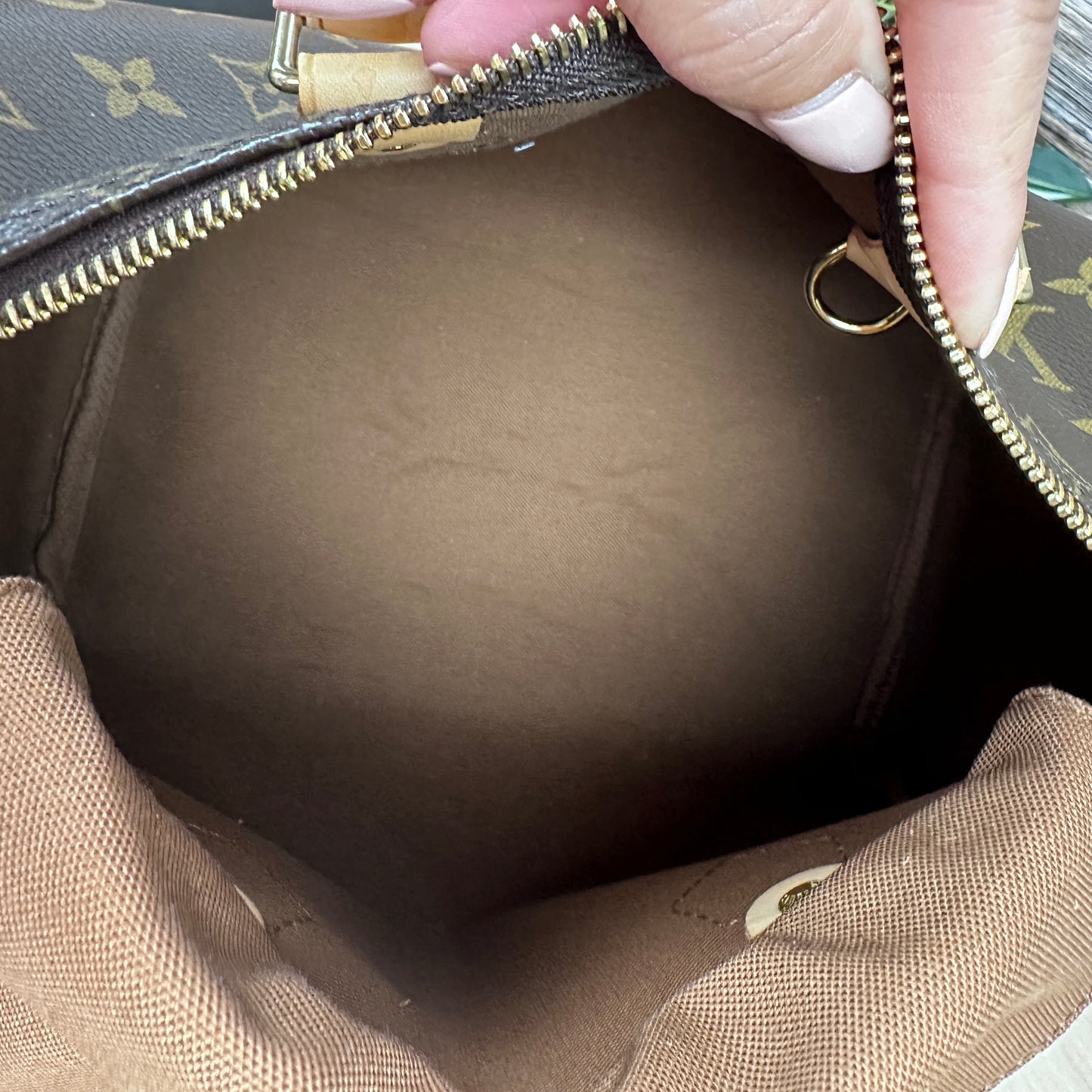 Louis Vuitton Speedy 25 Monogram