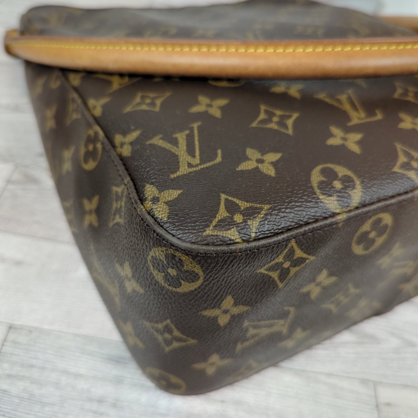 Louis Vuitton Monogram Looping GM
