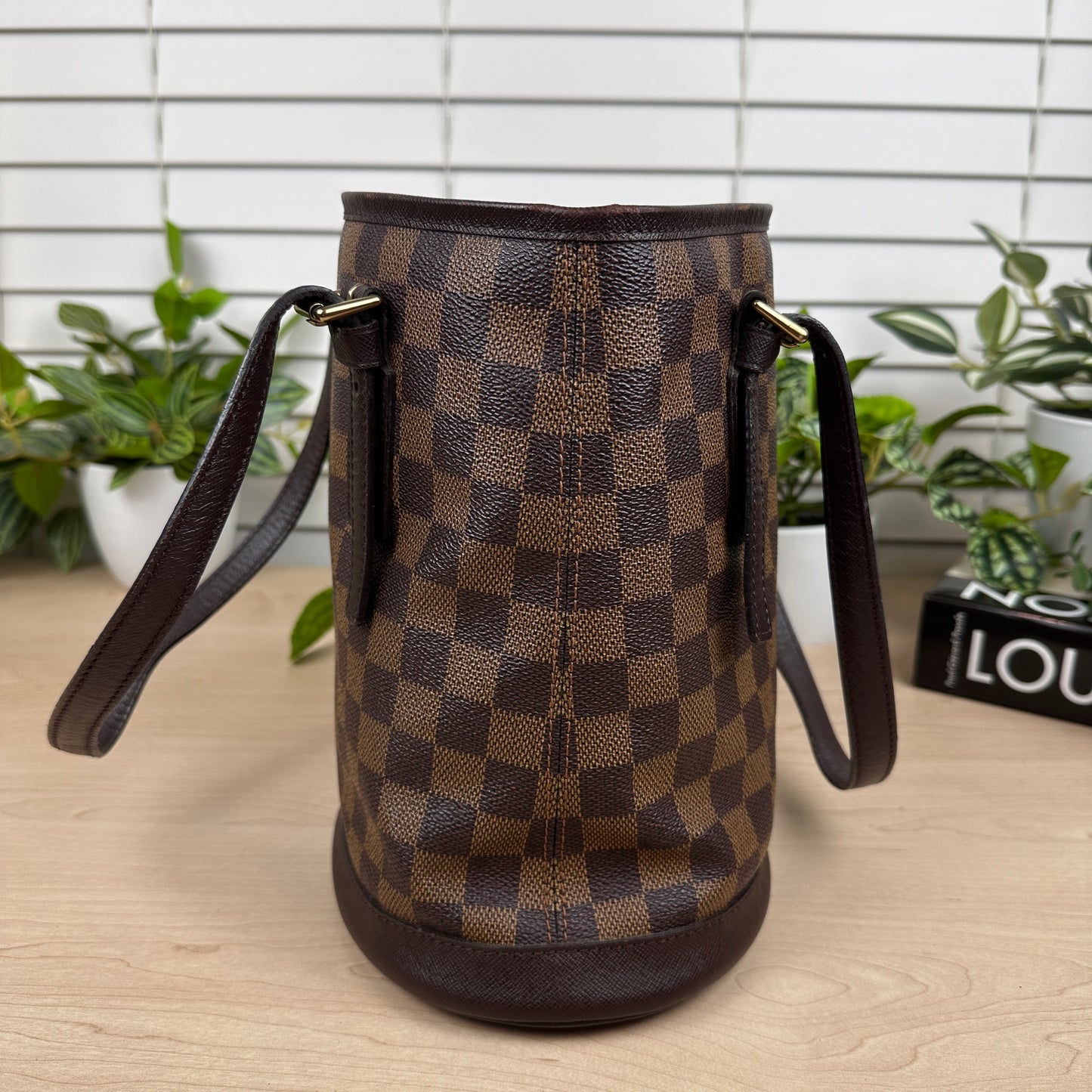 Louis Vuitton Marais Bucket Bag Damier Ebene
