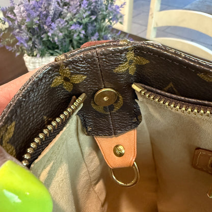 Looping GM Monogram Canvas