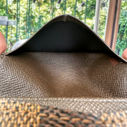 Louis Vuitton Damier Ebene Card Case