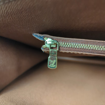 Louis Vuitton Courcelles Monogram