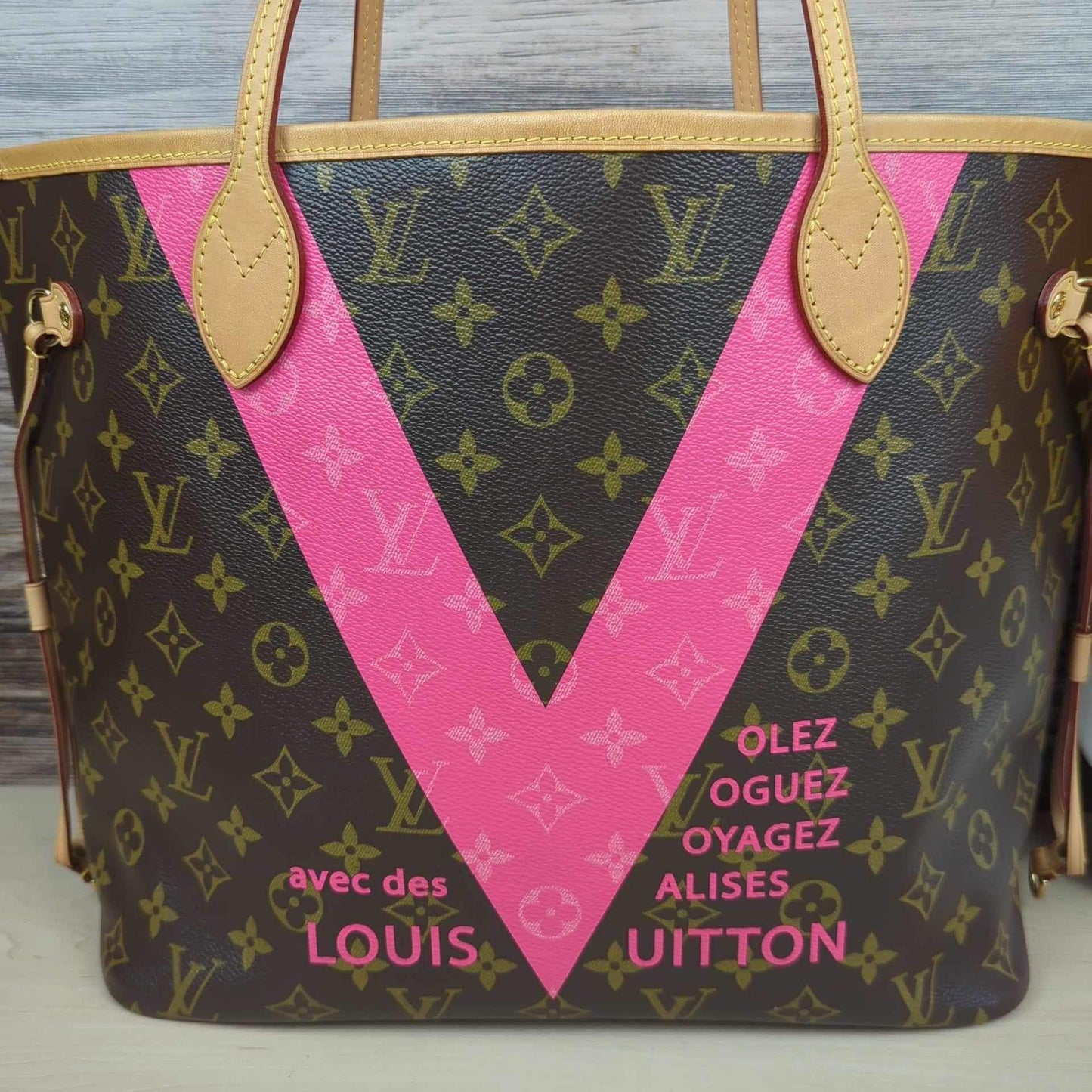 Louis Vuitton Limited Edition Grenade Pink V Neverfull MM