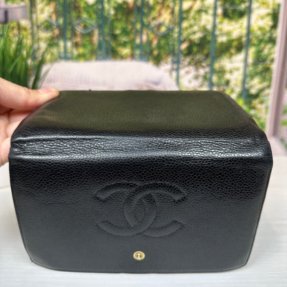Chanel Black Caviar Leather Vintage Timeless CC French Wallet
