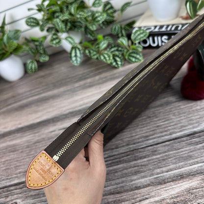 Louis Vuitton Vintage Toiletry 26 Monogram