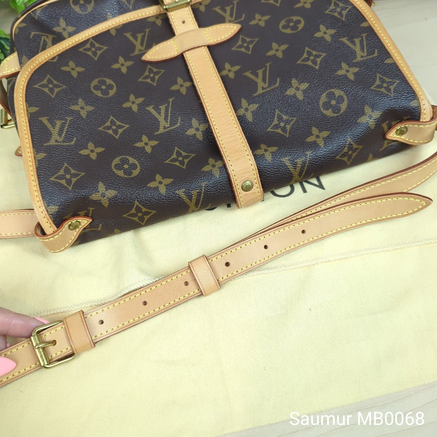 Louis Vuitton Monogram Saumur 30 Messenger Bag