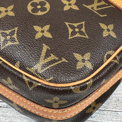 Louis Vuitton Monogram Sac Senlis