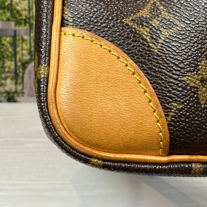Louis Vuitton Monogram Amazone Crossbody Bag