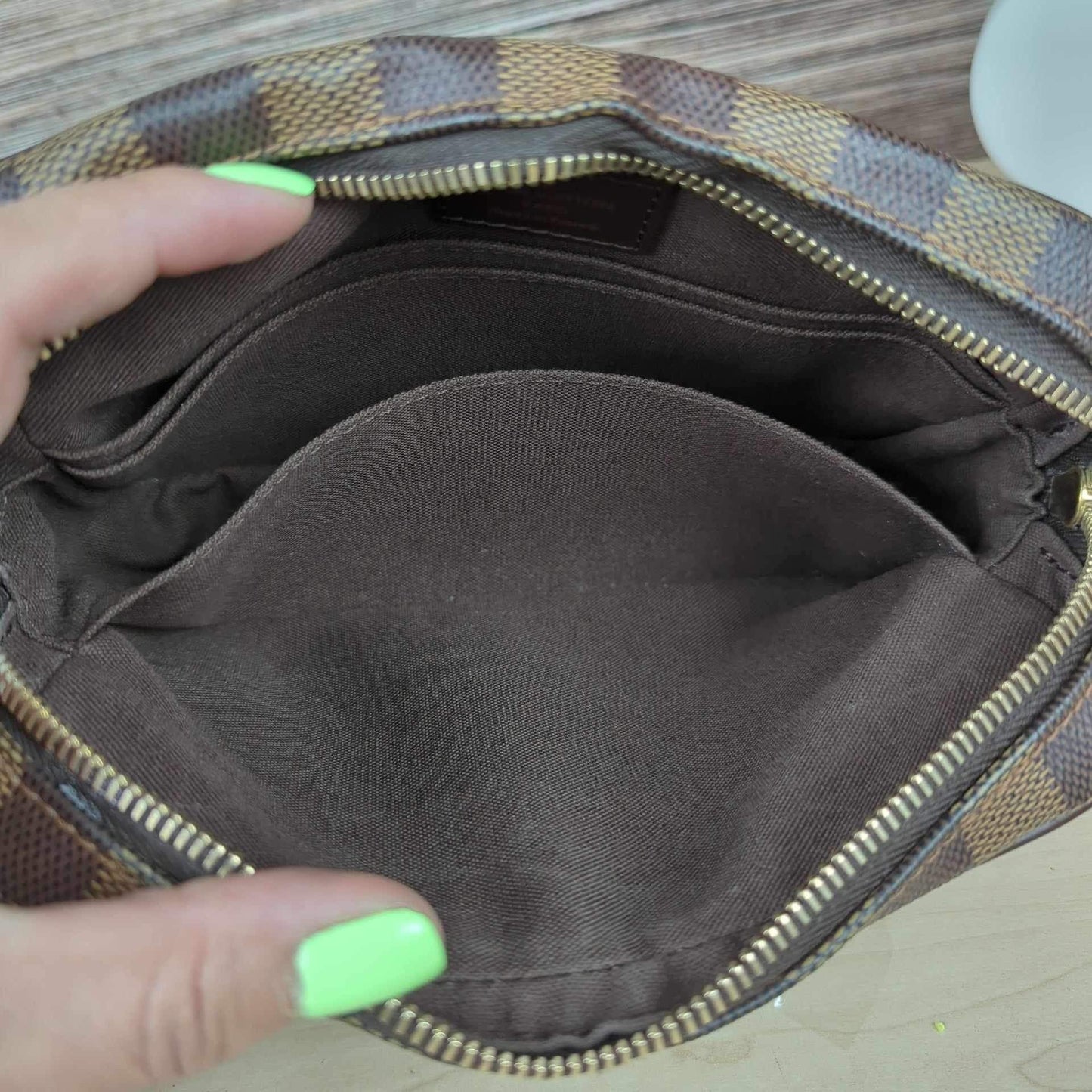 Louis Vuitton Damier Canvas Macao Wristlet Clutch