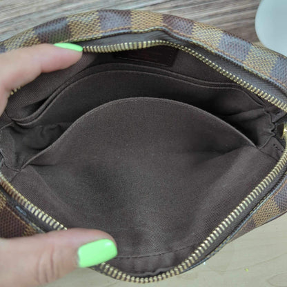 Louis Vuitton Damier Canvas Macao Wristlet Clutch