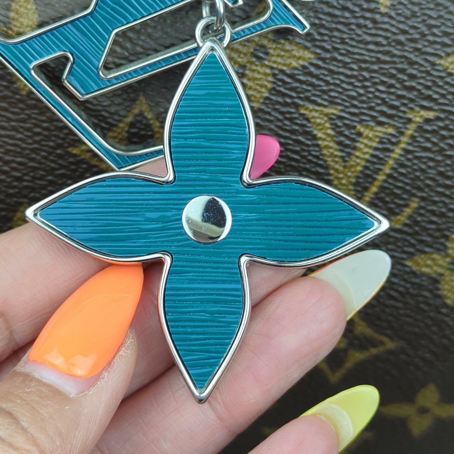 Cyan Fleur D'Epi Bag Charm