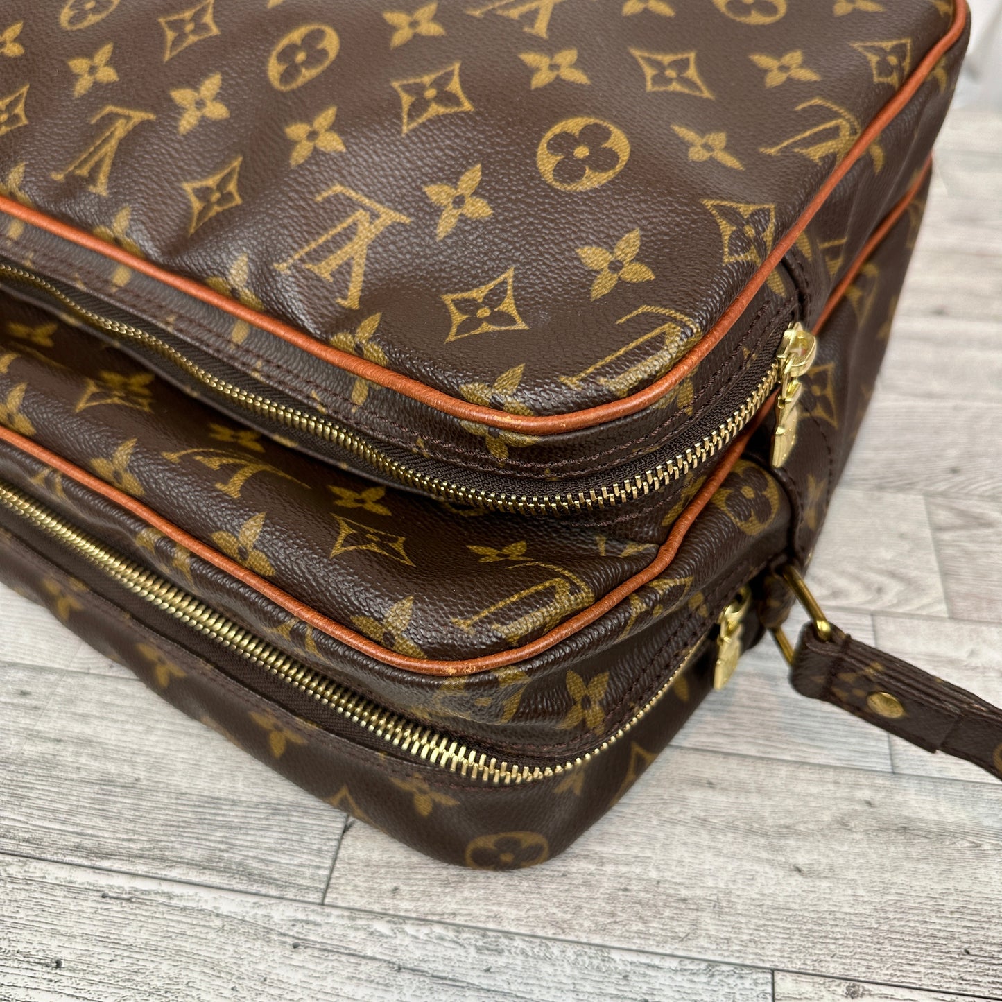 Louis Vuitton Monogram Sac Migrator Messenger Bag