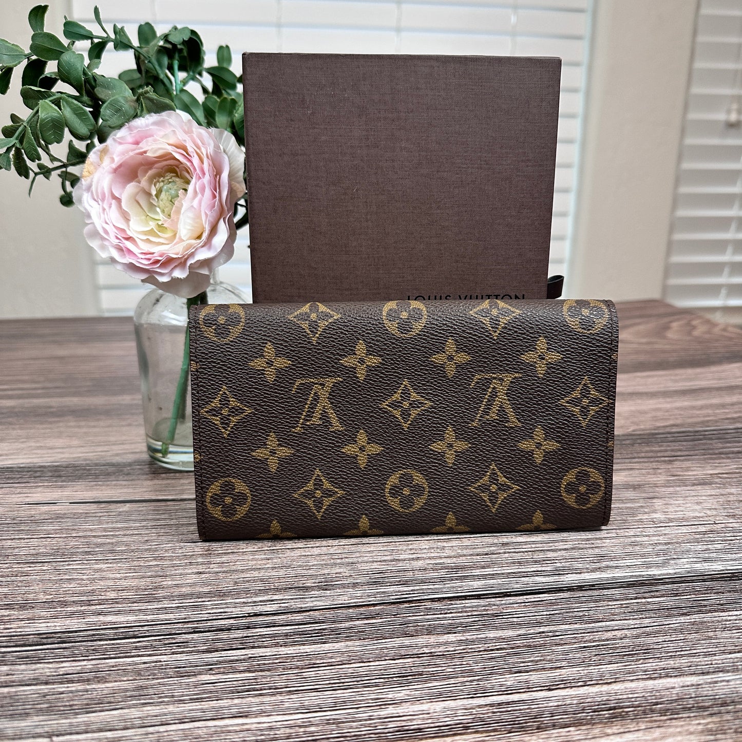 Louis Vuitton Monogram Sarah Wallet Old Model